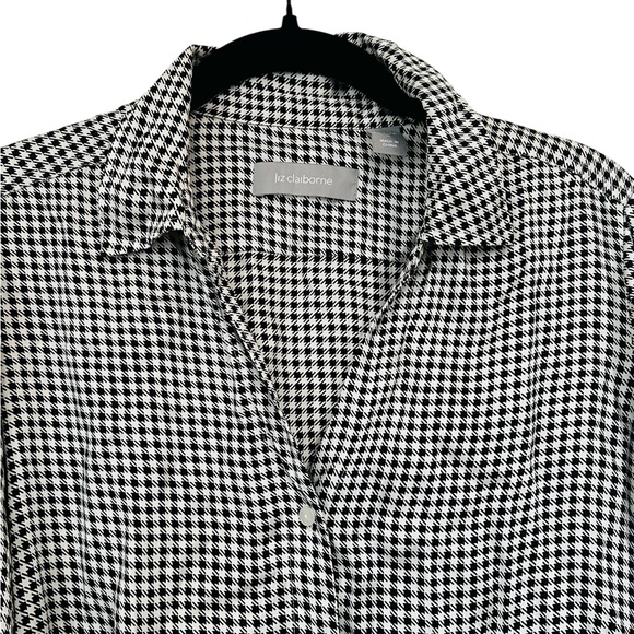 Liz Claiborne Silk Button Up Shirt Blouse Long Sleeve Office Career Size 12P - Picture 2 of 6
